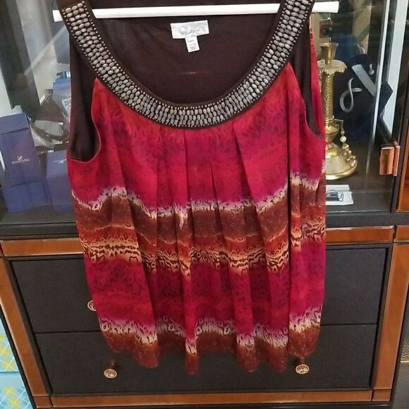 DRESS BARN SLEEVELESS TOP!!! LIKE NEW!!! - Picture 5 of 9